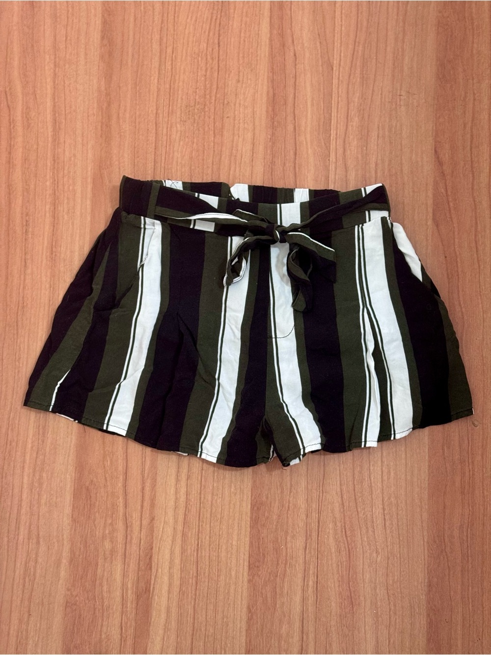 Revamped XS Striped Tie Waist Shorts Green Black White